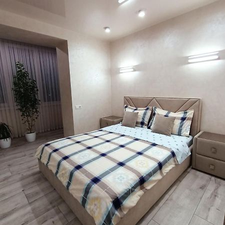 Ferienwohnung 2К Шикарний Люкс! Khmelʼnytsʼkyy Exterior foto